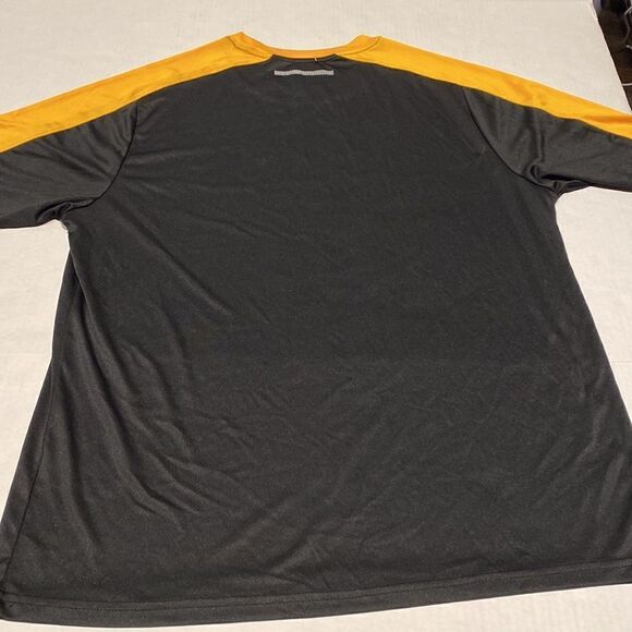 Mens Black Iowa Hawkeyes short sleeve pullover shirt size Large 42-44 - Picture 6 of 6